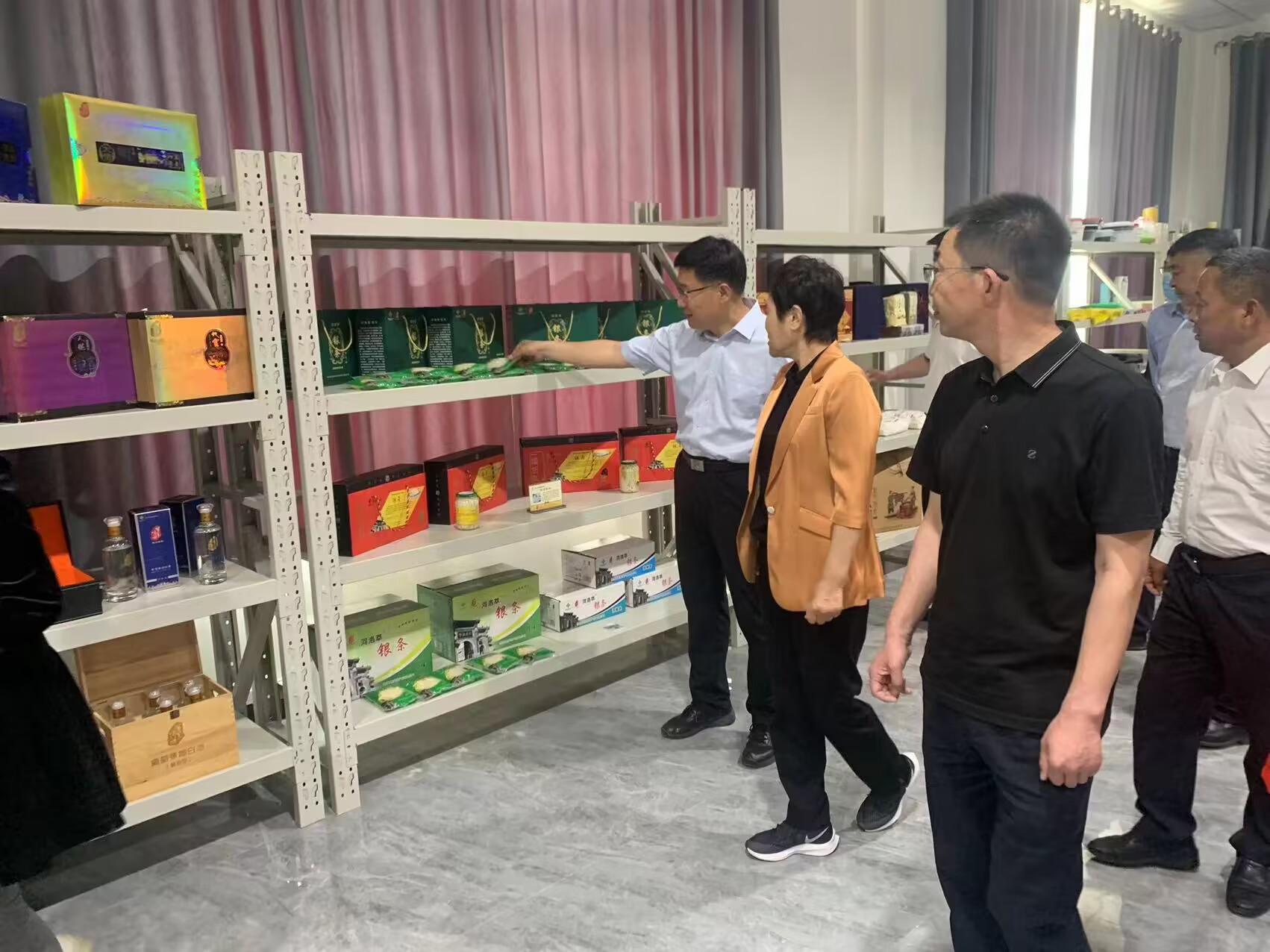 巩义市怡人农业的农产品展厅